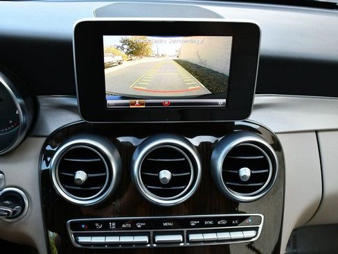 Used 2018 Mercedes-Benz C 300 Cabriolet image 71