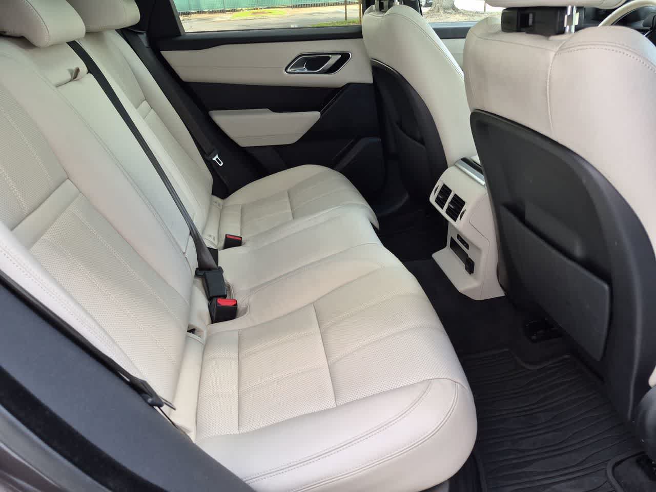 Certified 2023 Land Rover Range Rover Velar R-Dynamic S AWD/4WD image 21