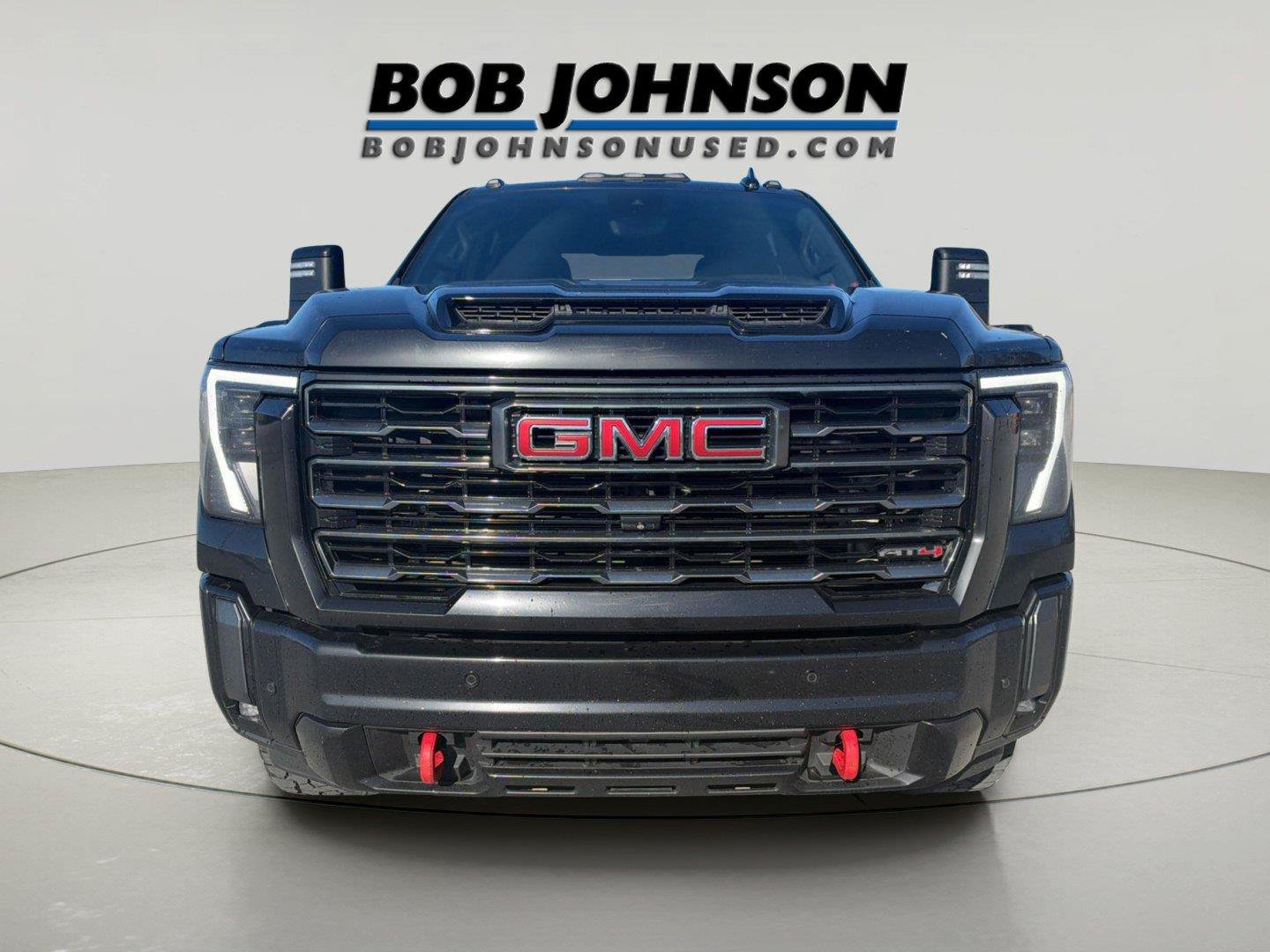 Used 2024 GMC Sierra 2500 AT4 w/ Technology Package AWD/4WD image 2