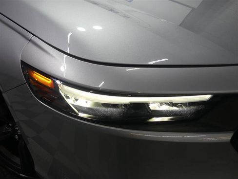 Used 2023 Honda Accord Sport image 14