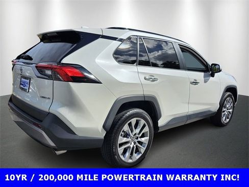 Used 2022 Toyota RAV4 Limited image 5