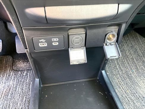 Used 2025 Honda Odyssey Elite image 28