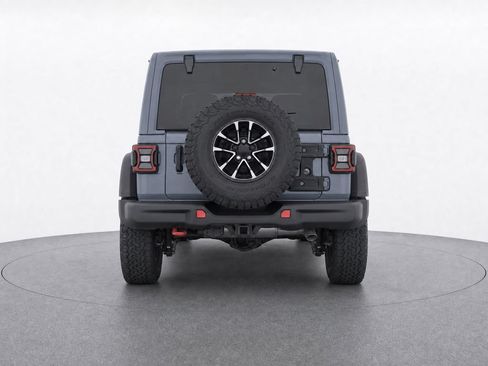 Used 2025 Jeep Wrangler Unlimited Rubicon w/ XTREMEE 35" Tire Package AWD/4WD image 4