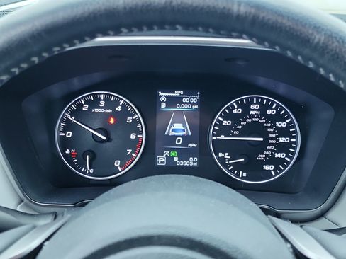 Used 2021 Subaru Outback Limited image 23