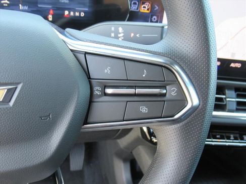 New 2026 Chevrolet Equinox EV LT image 19