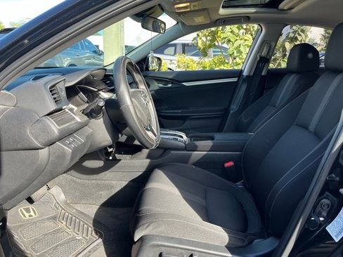 Used 2020 Honda Civic EX image 5