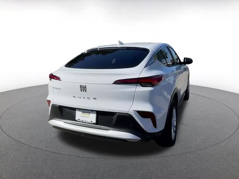 Used 2025 Buick Envista Preferred image 14