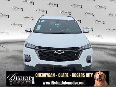 Used 2023 Chevrolet Traverse LT w/ Midnight/Sport Edition image 25