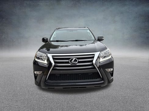 Used 2018 Lexus GX 460 Premium w/ Premium Package image 9