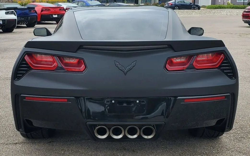 Used 2014 Chevrolet Corvette Stingray Coupe w/ 2LT Preferred Equipment Group RWD image 8
