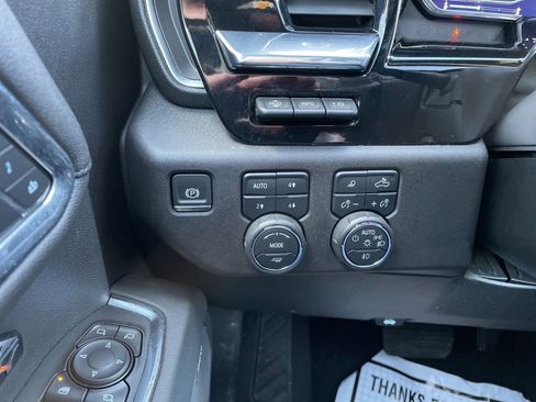 Used 2024 Chevrolet Silverado 1500 High Country image 28