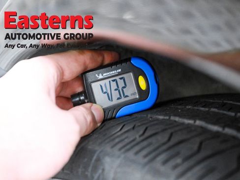 Used 2023 Nissan Ariya FWD image 30