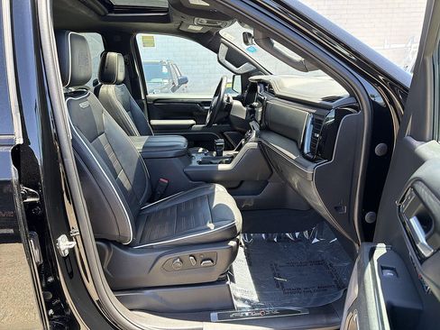 Used 2023 GMC Sierra 1500 AT4X w/ AT4X AEV Edition AWD/4WD image 28