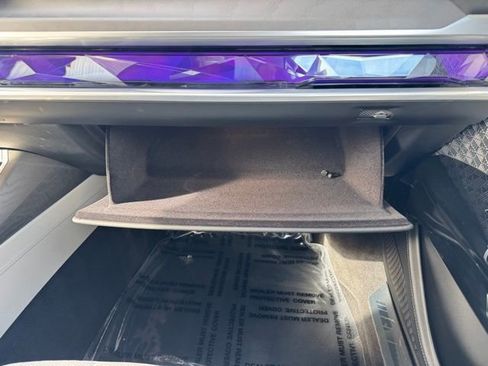 Used 2023 BMW 760i xDrive image 25