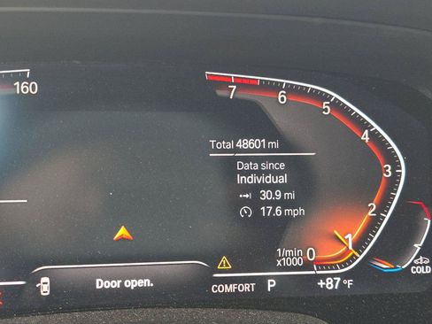 Used 2020 BMW X5 xDrive40i w/ M Sport Package AWD/4WD image 3