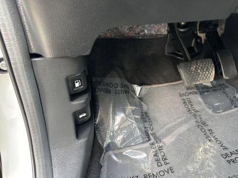 Used 2019 Honda CR-V EX image 18