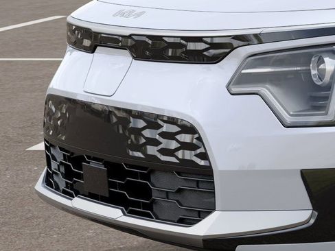 New 2026 Kia Niro Wind FWD image 12