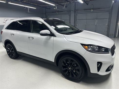 Used 2020 Kia Sorento EX FWD image 13