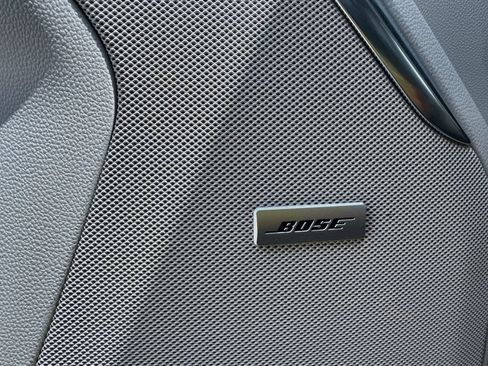 Used 2024 GMC Yukon Denali RWD image 10