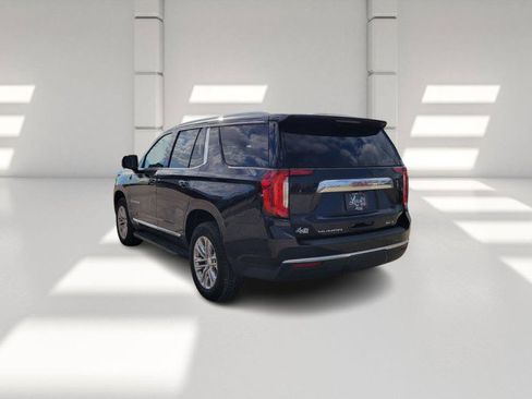 Used 2022 GMC Yukon SLT w/ SLT Luxury Package image 5