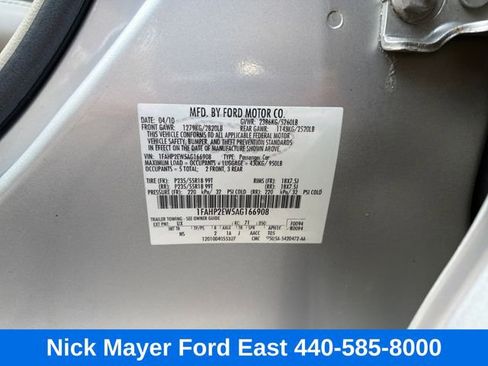 Used 2010 Ford Taurus SEL FWD image 29