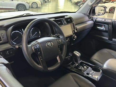 Used 2021 Toyota 4Runner TRD Off-Road Premium w/ Moonroof Package AWD/4WD image 29