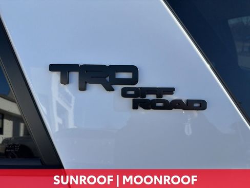 Certified 2024 Toyota 4Runner TRD Off-Road Premium w/ Moonroof Package image 12