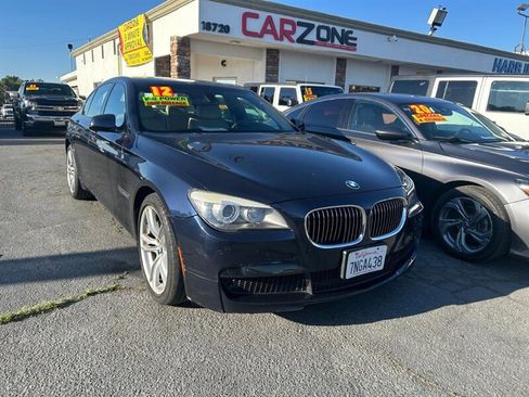 Used 2012 BMW 750i w/ M Sport Pkg RWD image 4