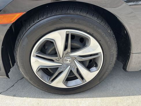 Used 2019 Honda Civic LX image 10