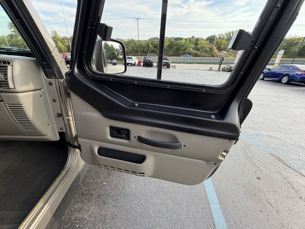 Used 2003 Jeep Wrangler Rubicon AWD/4WD image 27