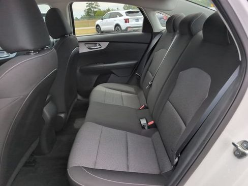Used 2023 Kia Forte LXS FWD image 29