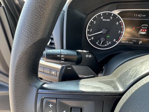 Used 2024 Nissan Rogue SV image 26