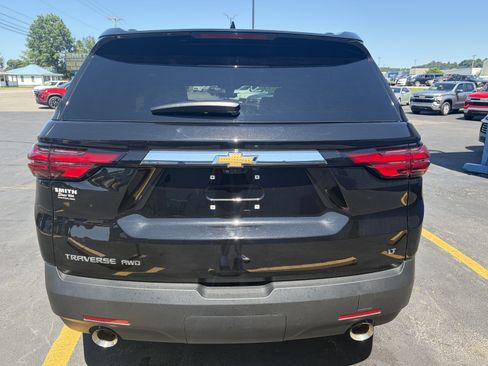Used 2023 Chevrolet Traverse LT w/ LT Premium Package AWD/4WD image 4