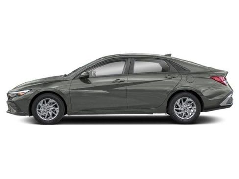 New 2026 Hyundai Elantra SEL Sport Premium FWD image 3