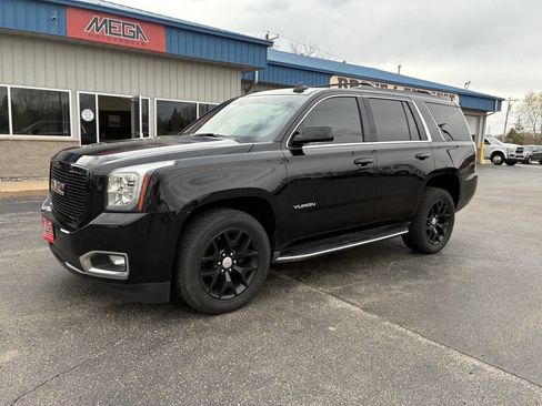 Used 2017 GMC Yukon SLE w/ SLE Value Package AWD/4WD image 6