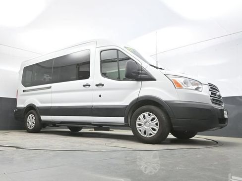 Used 2017 Ford Transit 350 XLT RWD image 20