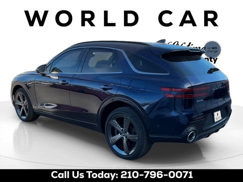 Used 2025 Genesis GV70 3.5T Sport w/ Sport Advanced Package AWD/4WD image 5