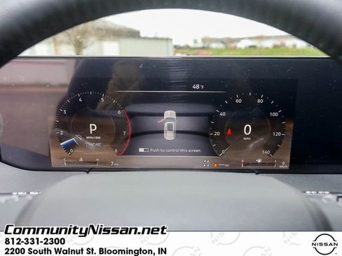 New 2025 Nissan Armada SL w/ Captain's Chari Seat Package image 10