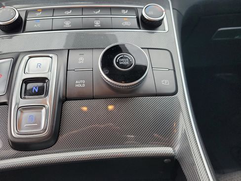 Used 2023 Hyundai Santa Fe SE image 24