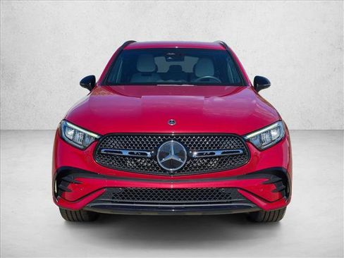 Certified 2024 Mercedes-Benz GLC 300 image 2