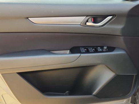 Used 2019 MAZDA CX-5 Sport image 9