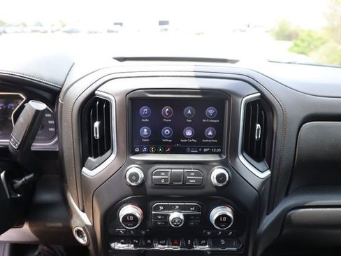 Used 2021 GMC Sierra 1500 AT4 w/ AT4 Premium Package AWD/4WD image 17