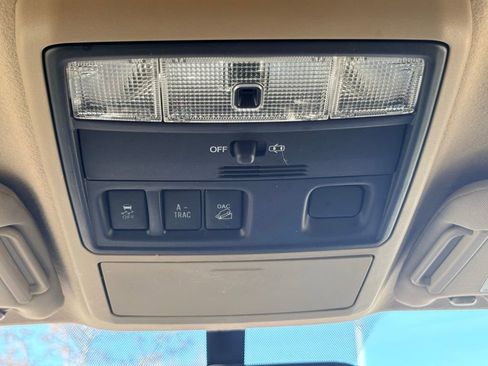 Used 2014 Toyota 4Runner SR5 image 16