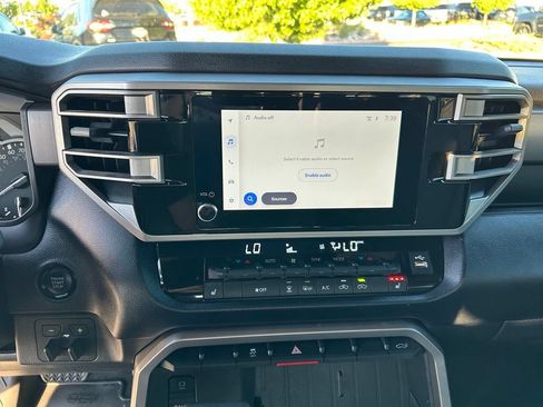 Used 2025 Toyota Tundra SR5 w/ SR5 Premium Package AWD/4WD image 21