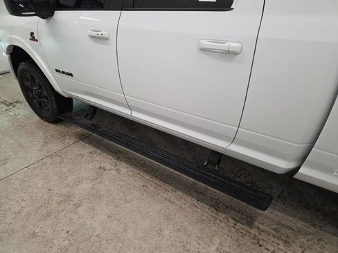 Used 2023 RAM 3500 Limited image 14