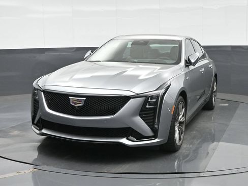 Used 2025 Cadillac CT5 V w/ Platinum Package AWD/4WD image 12