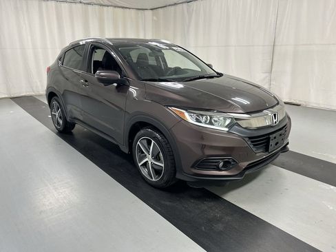 Used 2022 Honda HR-V EX image 2