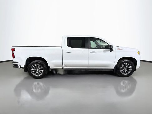 Used 2022 Chevrolet Silverado 1500 RST AWD/4WD image 5
