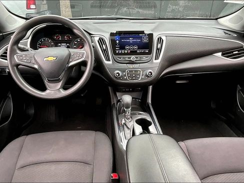 Used 2024 Chevrolet Malibu LT image 7