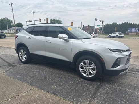 Used 2021 Chevrolet Blazer LT AWD/4WD image 8